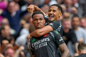 邮报：萨利巴与加布已成为欧洲最全能中卫组合，是阿森纳冲冠基石